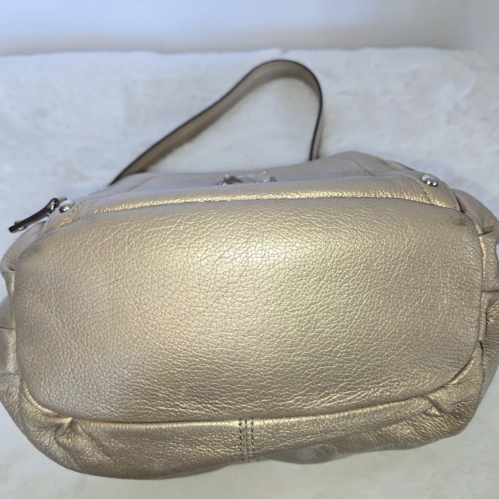 Tignanello Gold Leather Shoulder Bag in EUC